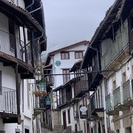 Aptos La Ceja, El Trampal Y El Reloj By Casa Boldo *