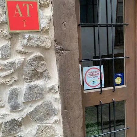 Aptos La Ceja, El Trampal Y El Reloj By Casa Boldo