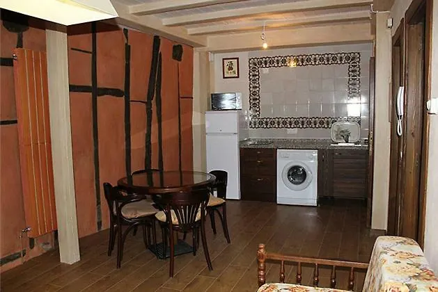 Aptos La Ceja, El Trampal Y El Reloj By Casa Boldo *